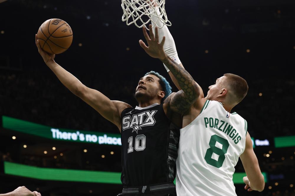 球和跑位都 球和跑位都